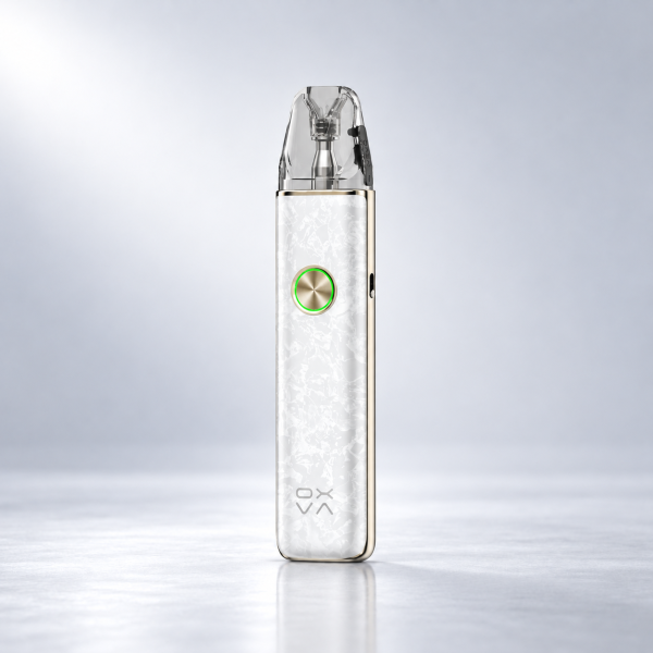OXVA XLIM 4 in Nacre White im Studio