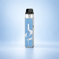 Vaporesso XROS 6 Mini Pod-Kit Blue Denim – Blau mit weißem Muster vor dezentem Hintergrund