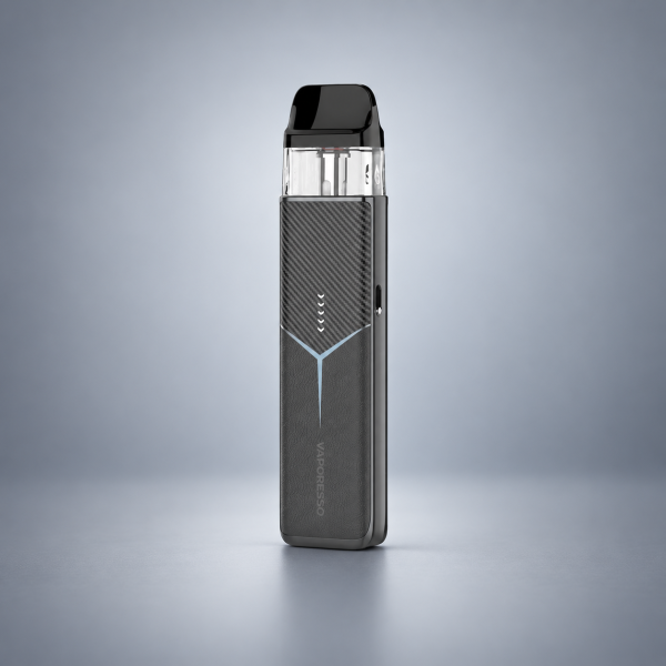 Vaporesso XROS 6 Mini Pod-Kit Racing Black – Anthrazit mit Carbonmuster vor dezentem Hintergrund