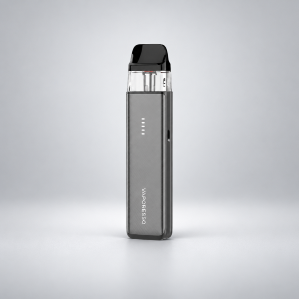 Vaporesso XROS 6 Mini Pod-Kit Titanium Black – Grau vor dezentem Hintergrund