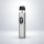 Vaporesso XROS 6 Pod-Kit Silk Gray – Silber mit Muster mit Display vor dezentem Hintergrund