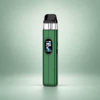 Vaporesso XROS 6 Pod-Kit Silk Green – Grün mit Display vor dezentem Hintergrund